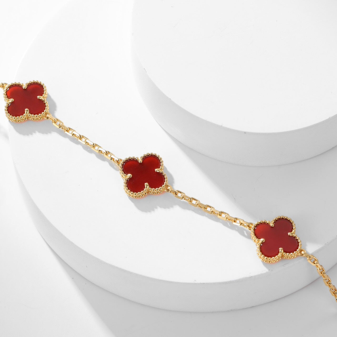 [GALE]CLOVER 10 MOTIFS CARNELIAN HALSKETTE