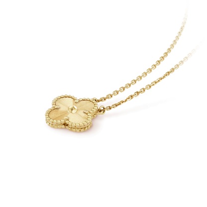 [GALE]CLOVER 15MM LASER NECKLACE