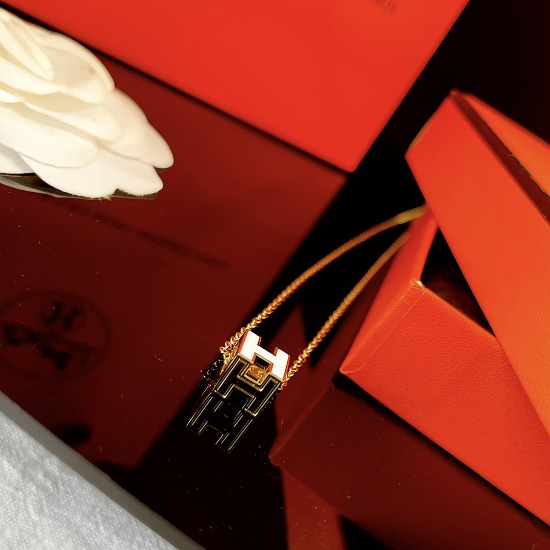 [GALE]H WEISSE QUADRATISCHE GOLDKETTE