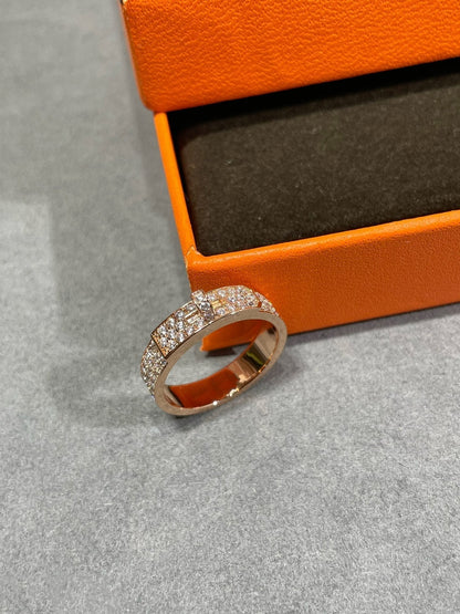 [GALE]KELLY RING AUS ROSA GOLD MIT DIAMANTEN