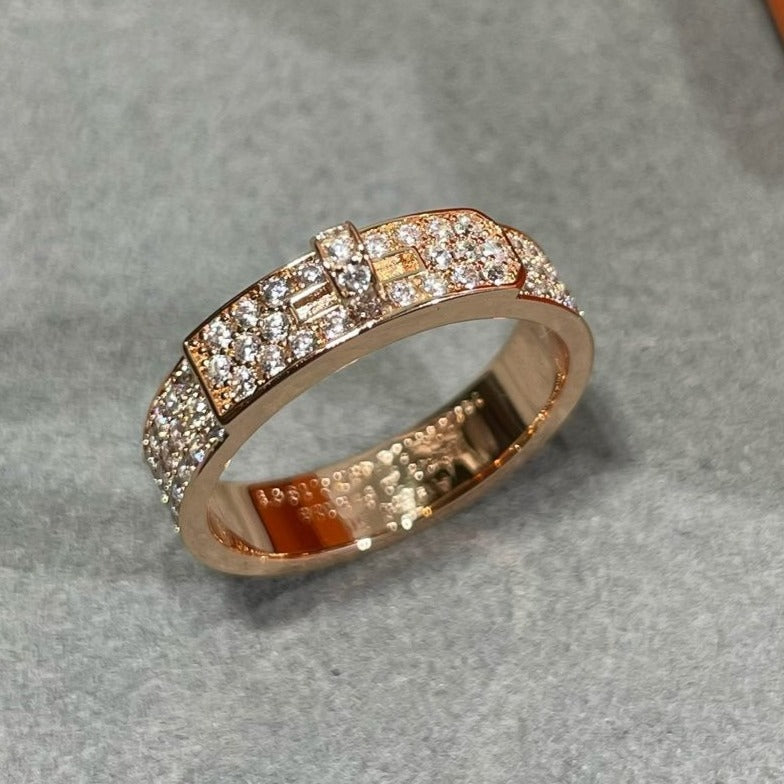 [GALE]KELLY RING AUS ROSA GOLD MIT DIAMANTEN