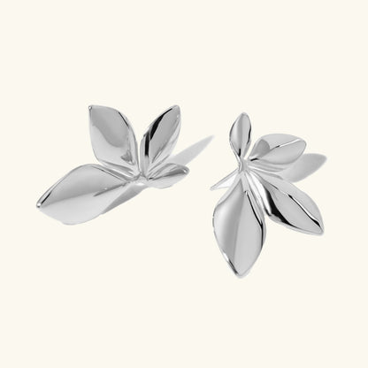 [GALE]Velle Gold Petal Earrings
