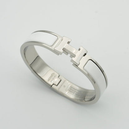 [GALE]H WHITE BRACELET
