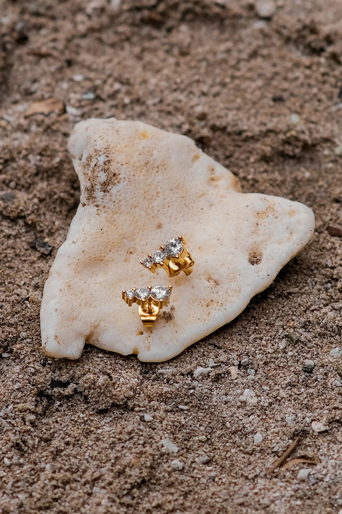 [GALE]Lira Gold Earrings