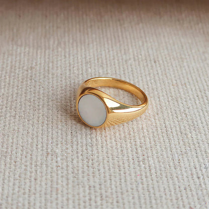 [GALE]Mother Of Pearl Gold Ring