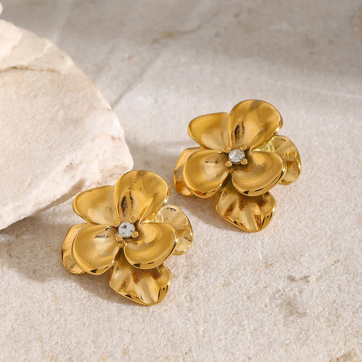 [GALE]Ainsley Floral Gold Earrings