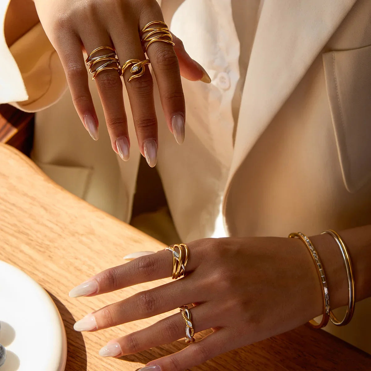 [GALE]Nerisse Two-Tone Twist Ring