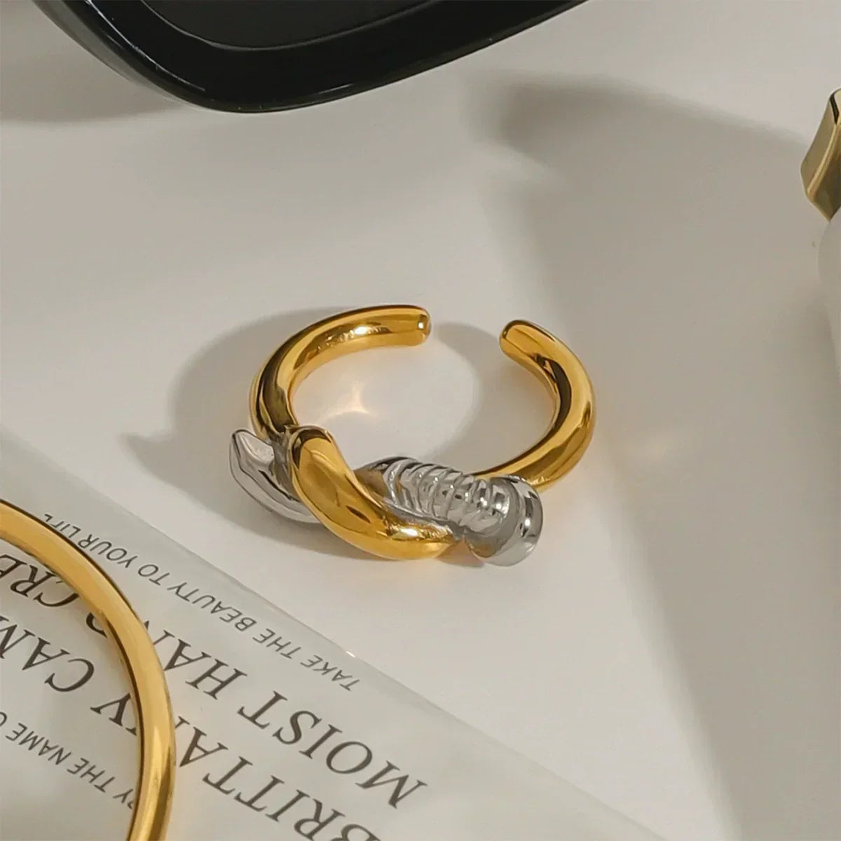 [GALE]Trinity Twisted Nail Ring
