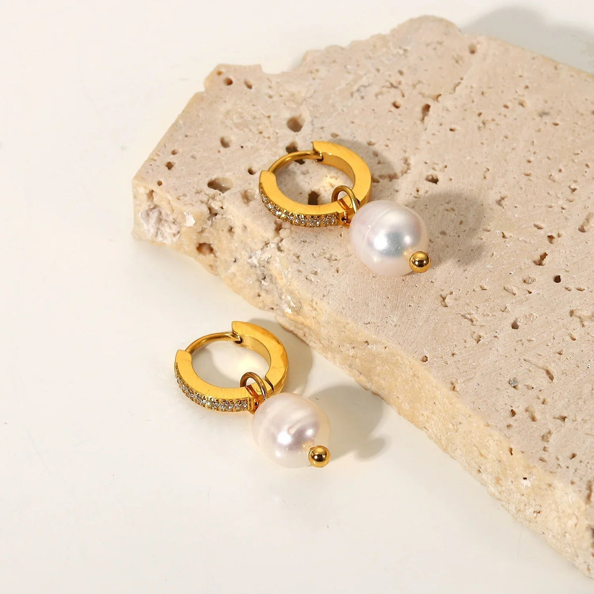 [GALE]Sara Pearl Earrings