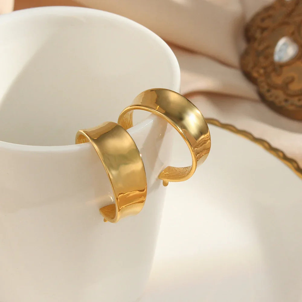[GALE]Lyla Hoop Earrings