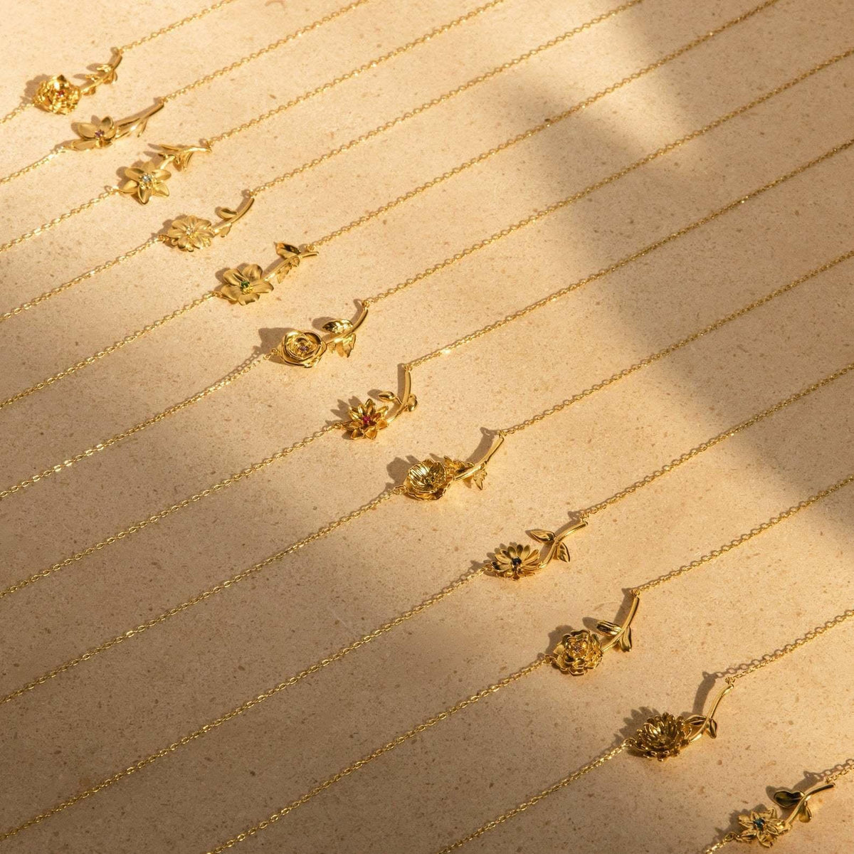 [GALE]Maribelle Birth Flower Gold Necklace