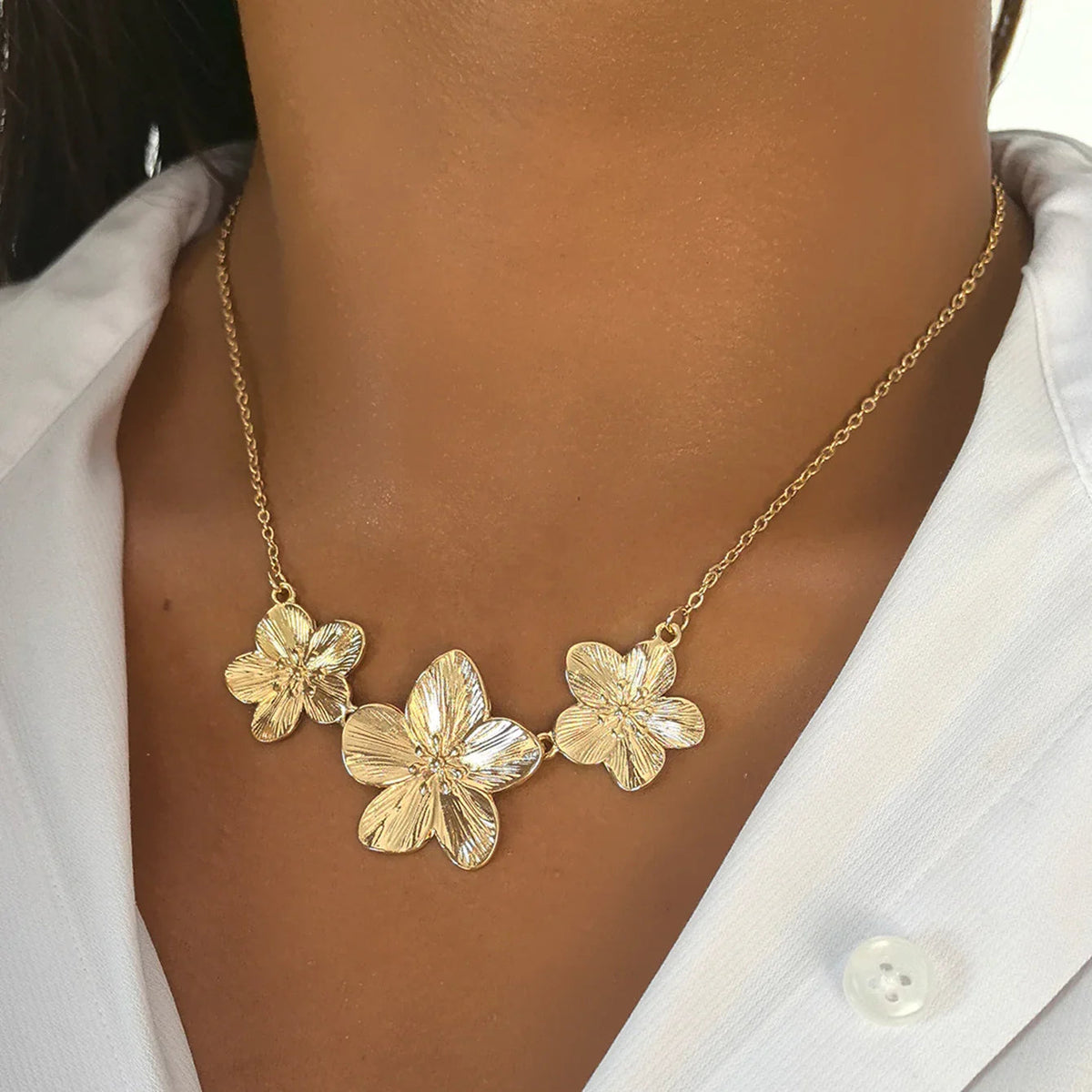 [GALE]Millie Gold Flower Necklace