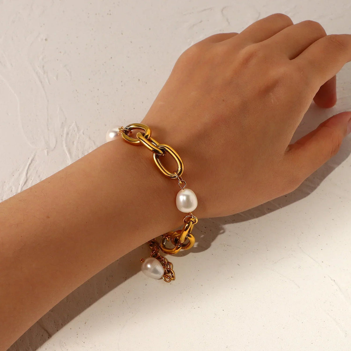 [GALE]Ysabel Chunky Freshwater Pearl Bracelet