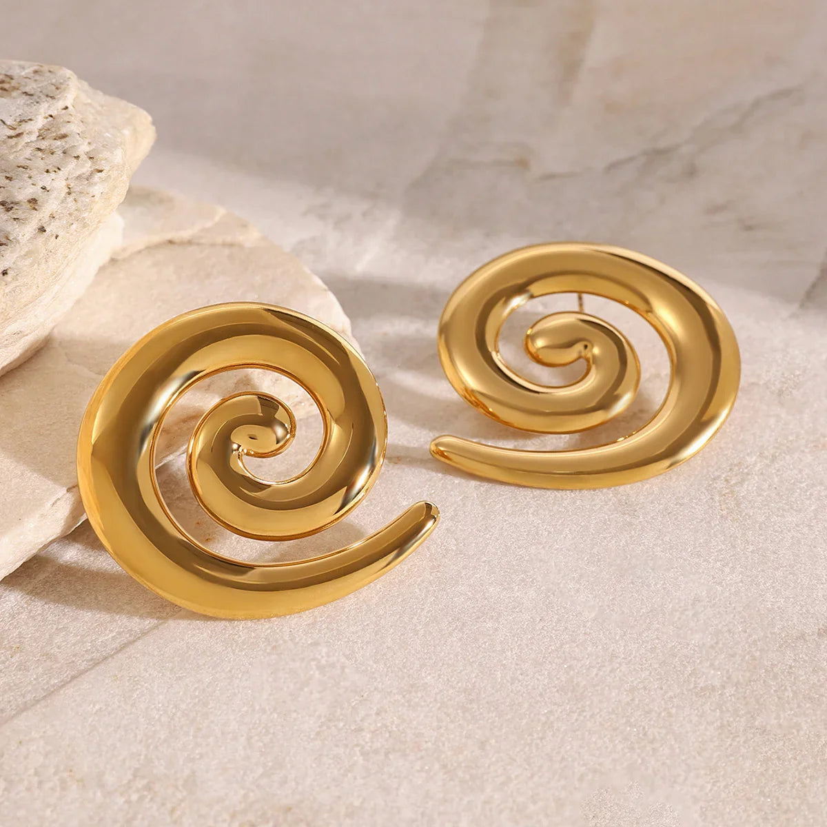 [GALE]Zarya Spiral Gold Earrings