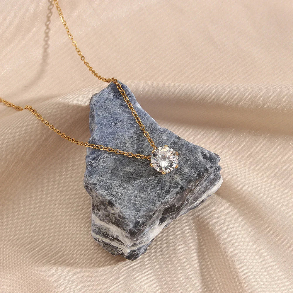 [GALE]Kyla Solitaire Gold Necklace