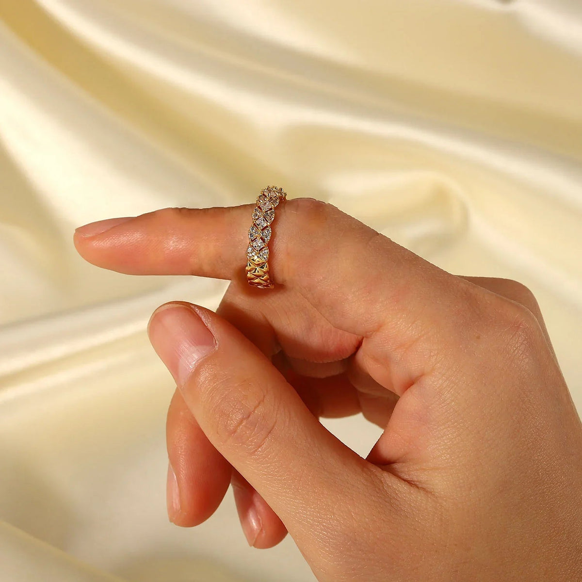 [GALE]Camille Gold Patterned Ring