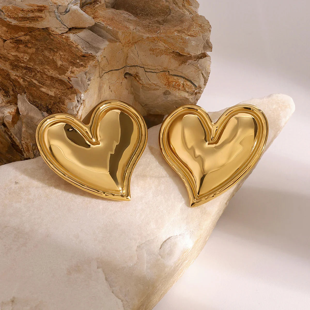 [GALE]Liora Gold Heart Earrings