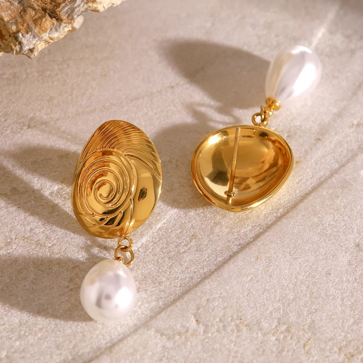[GALE]Eleonora Freshwater Pearl Earrings