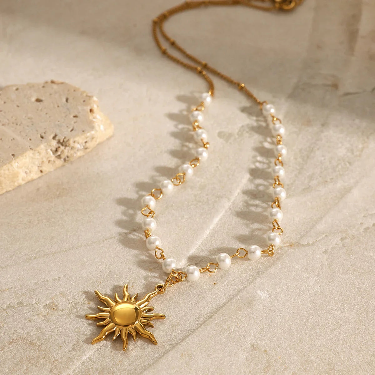 [GALE]Apollo Sun Pearl Necklace