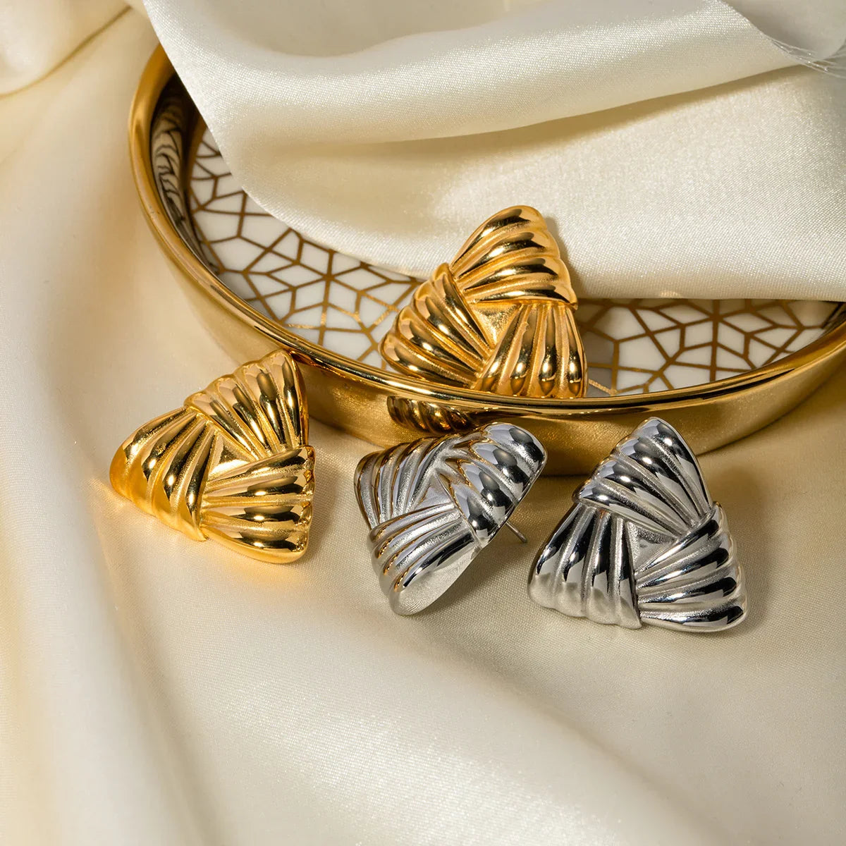[GALE]Brigitte Gold Earrings