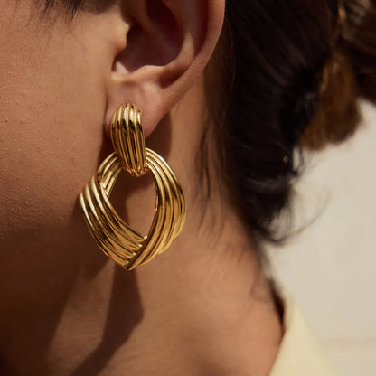 [GALE]Selma Gold Knot Earrings