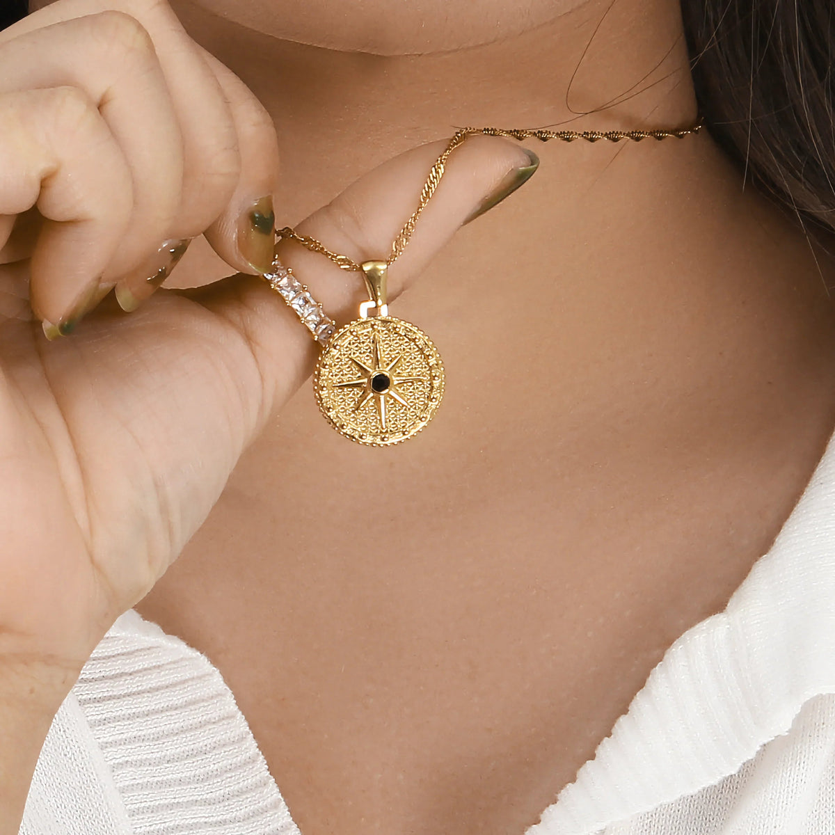 [GALE]Ellie Compass Necklace