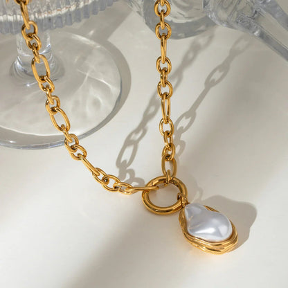 [GALE]Shelby Mother Of Pearl Pendant