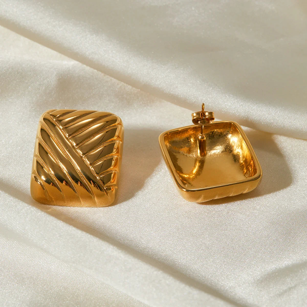 [GALE]Inez Gold Earrings