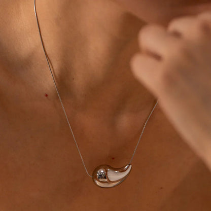 [GALE]Sandra Drop Necklace