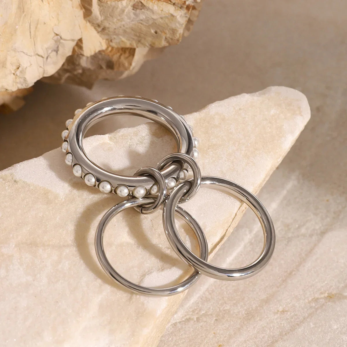 [GALE]Mikayla Stacked Freshwater Pearl Ring