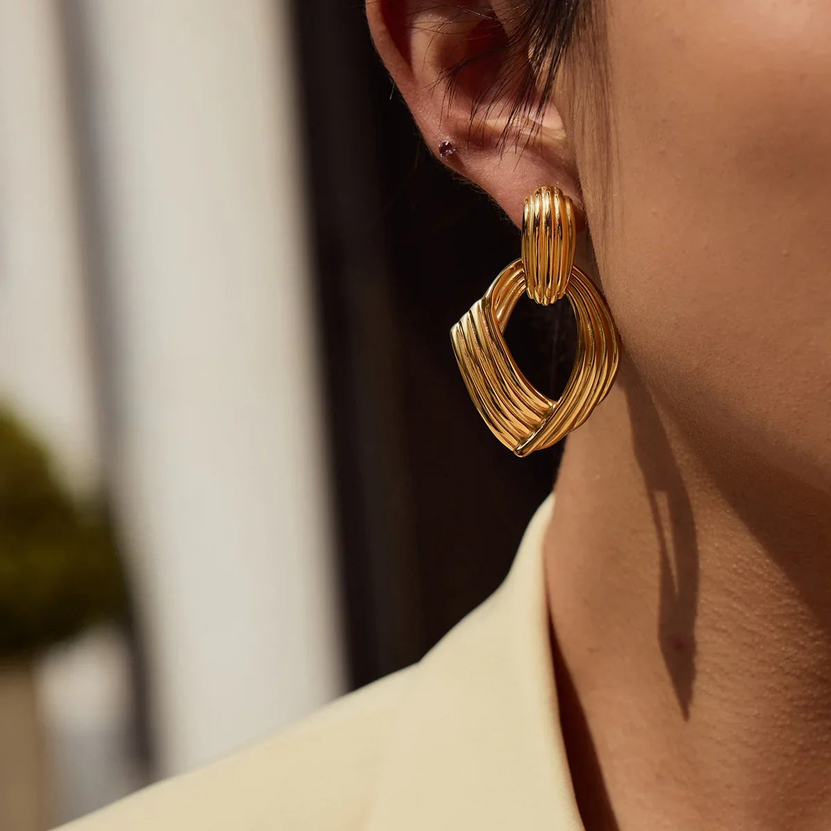 [GALE]Selma Gold Knot Earrings