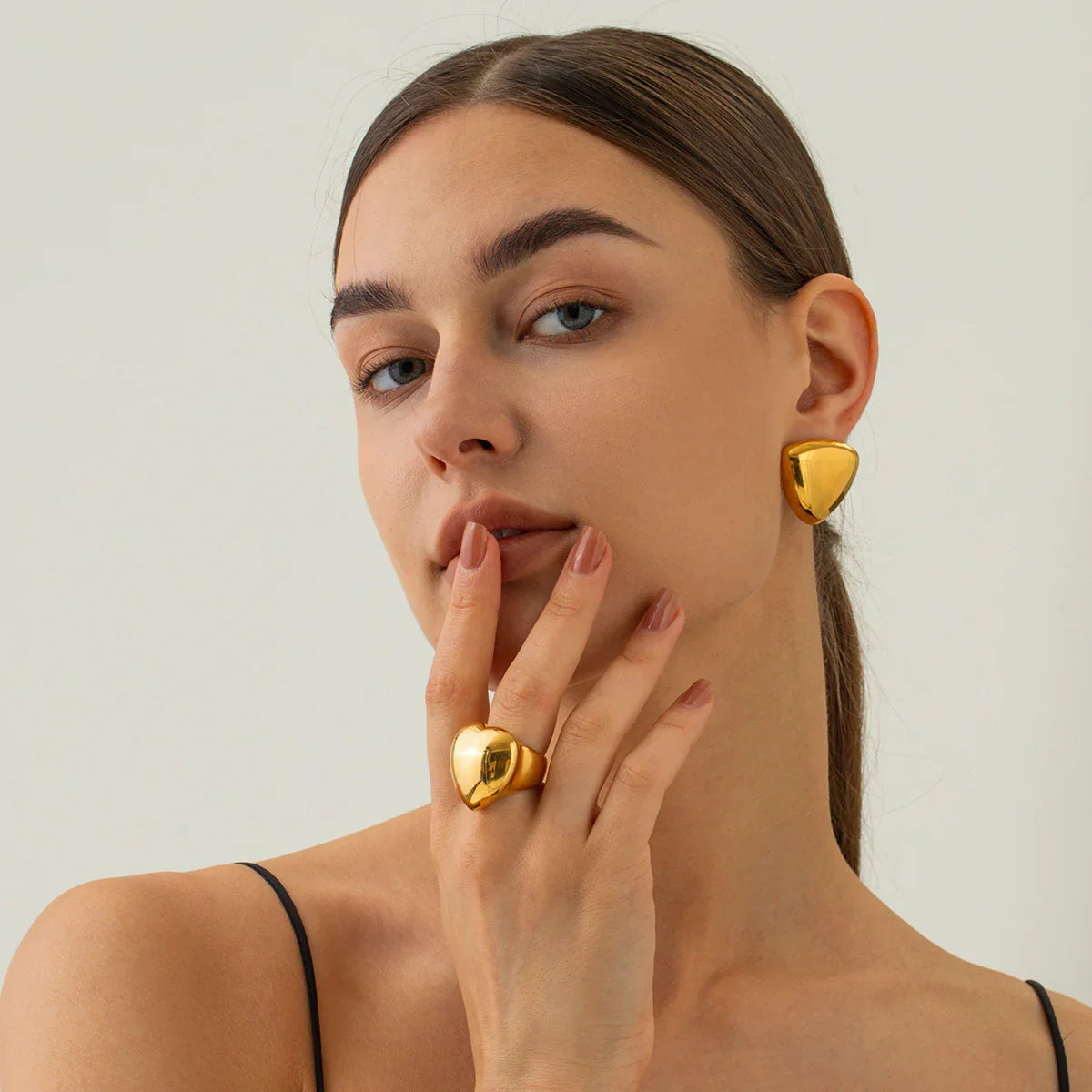 [GALE]Reagan Gold Earrings