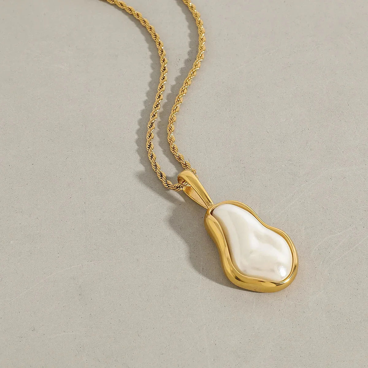 [GALE]Marjorie Freshwater Pearl Necklace