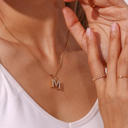 [GALE]Augustine Initial Letter Pearl Necklace