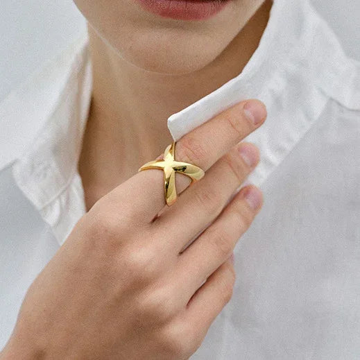 [GALE]Carolyn Gold Cross Ring