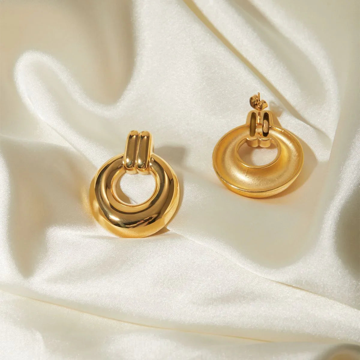 [GALE]Lynora Gold Earrings