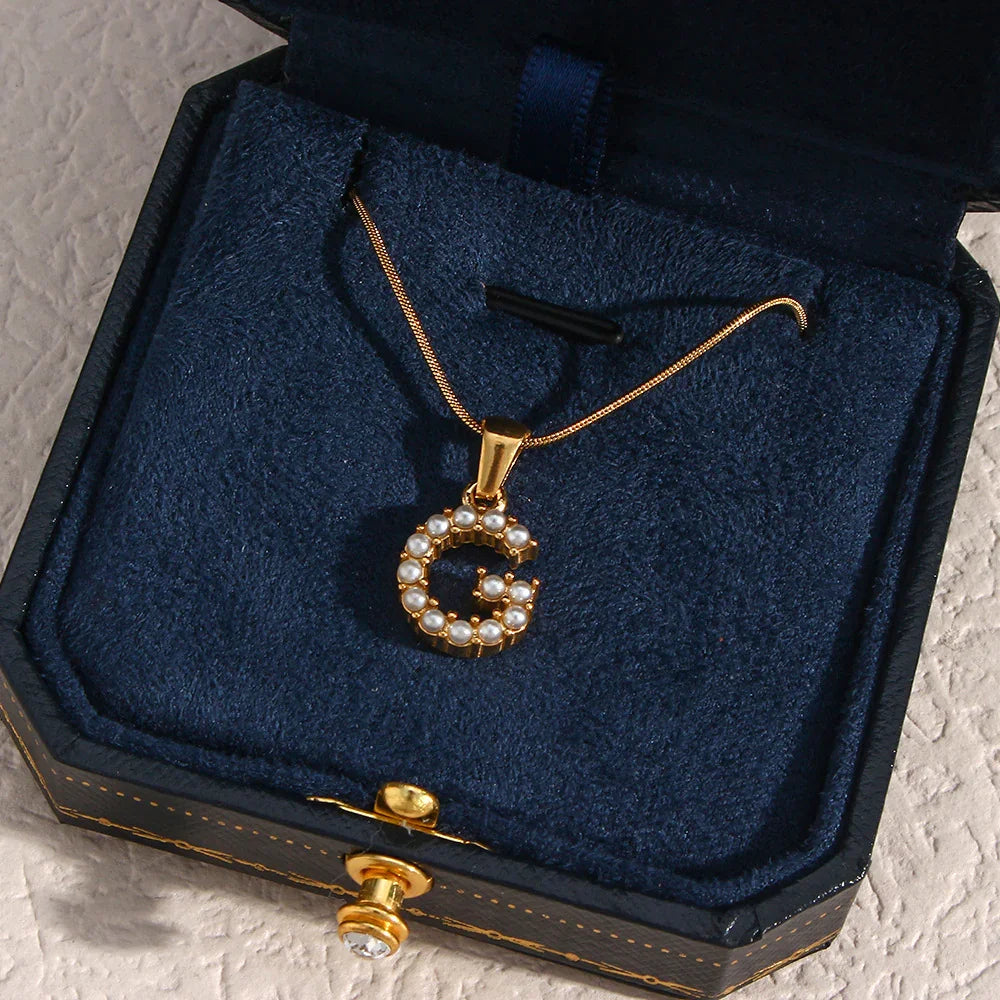 [GALE]Augustine Initial Letter Pearl Necklace