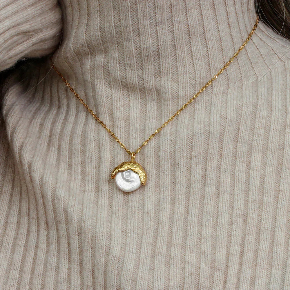 [GALE]Kimberly Pearl Necklace