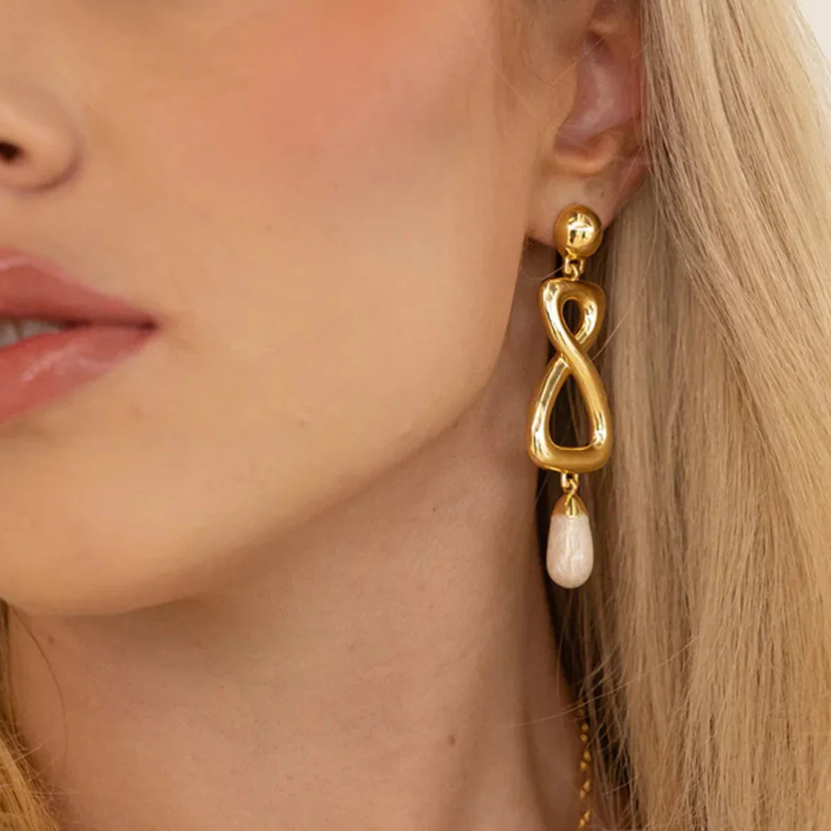 [GALE]Kaylee Freshwater Pearl Earrings