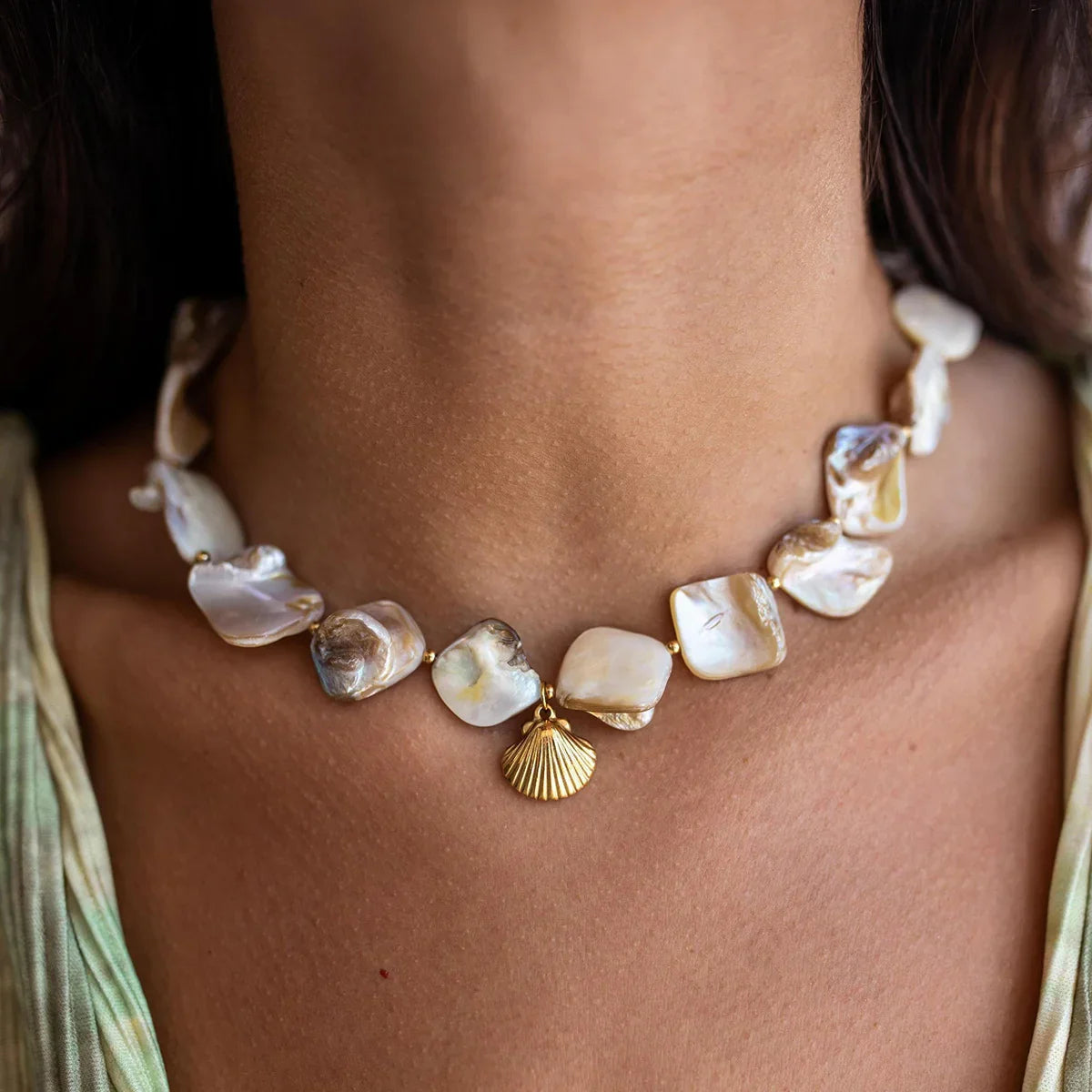 [GALE]Aquamarine Seashell Necklace