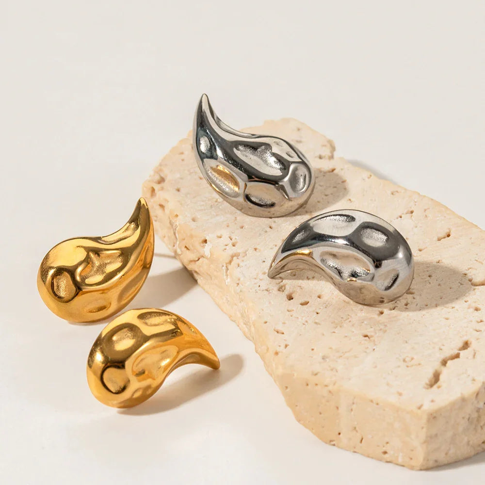 [GALE]Raven Vintage Teardrop Earrings