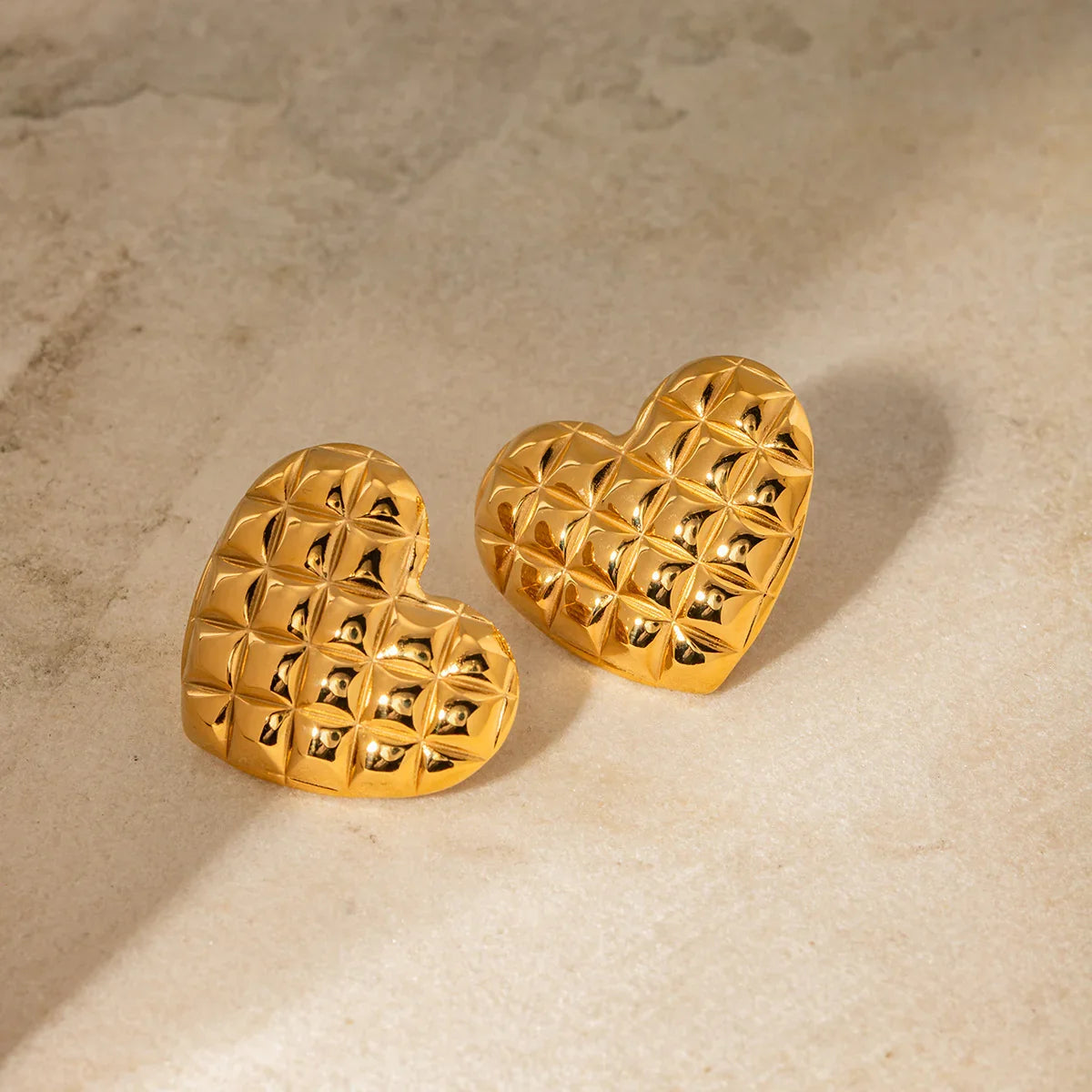 [GALE]Irina Gold Heart Earrings