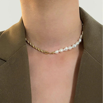 [GALE]Dualia Gold Pearl Necklace