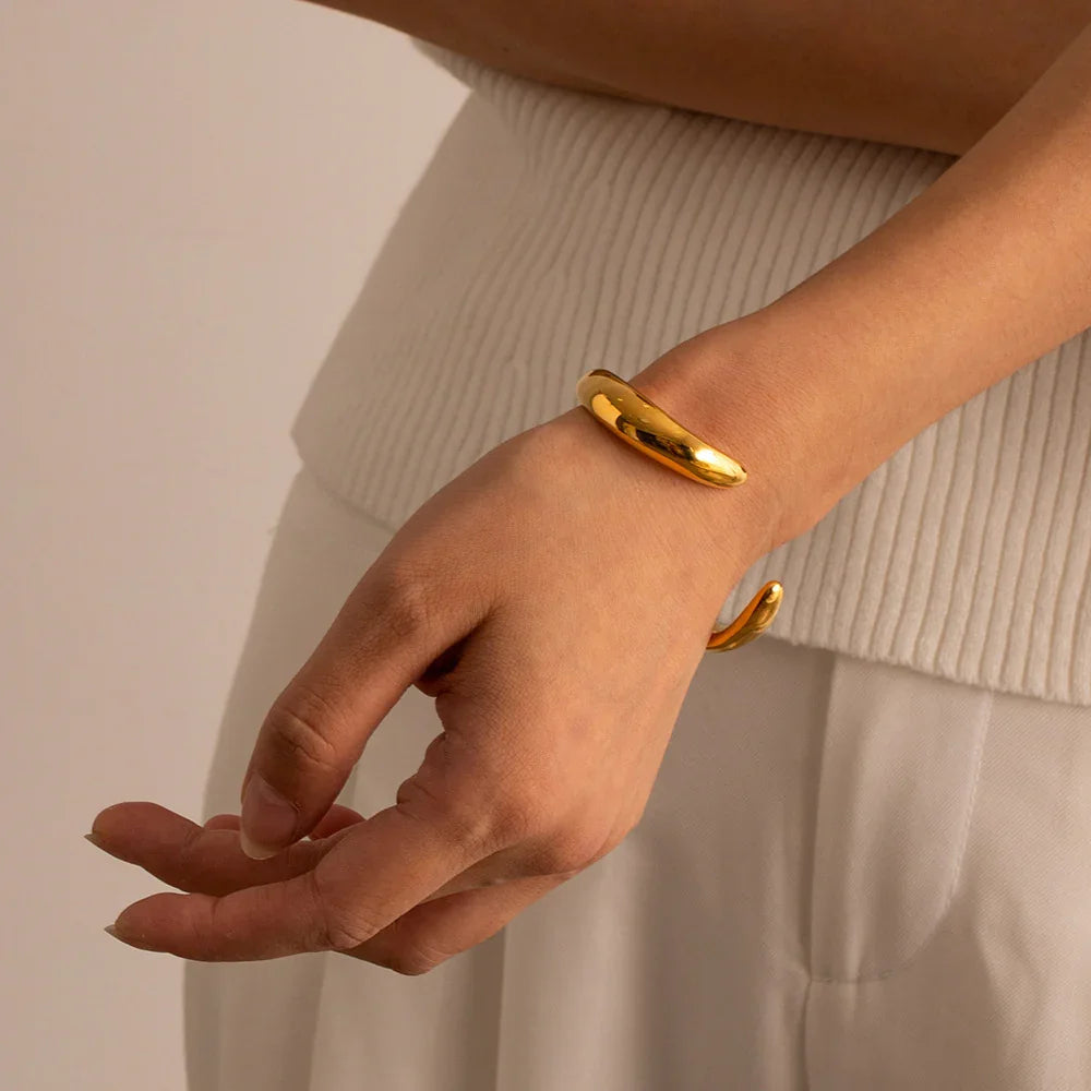 [GALE]Audrina Contemporary Gold Bangle