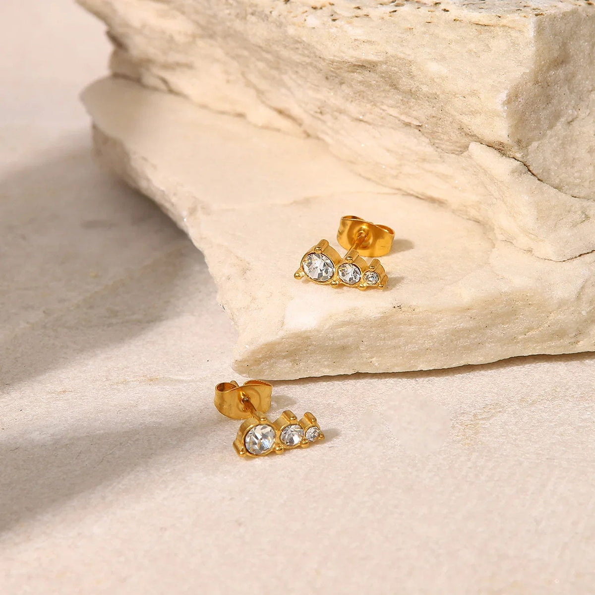 [GALE]Lira Gold Earrings