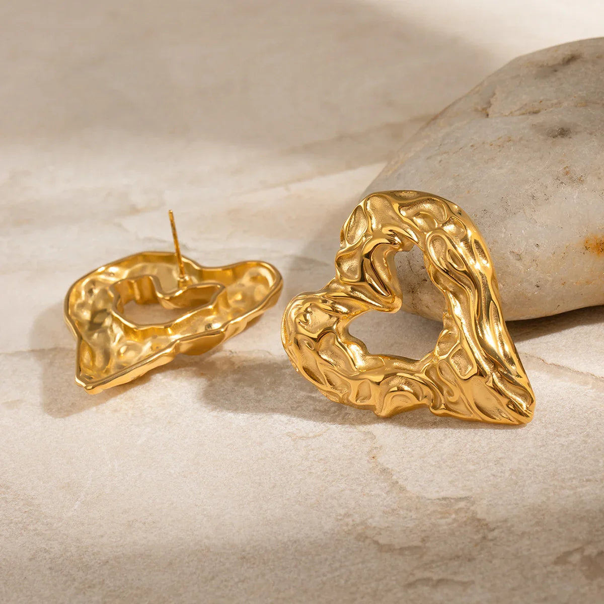 [GALE]Helene Heart Earrings