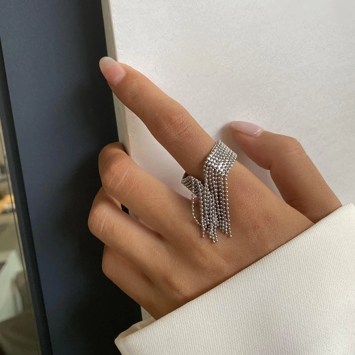 [GALE]Krystelle Gold Tassel Ring