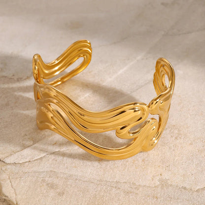 [GALE]Anissa Wavy Gold Bracelet