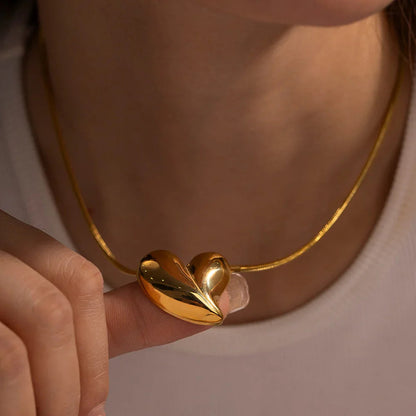 [GALE]Dorothea Heart Necklace