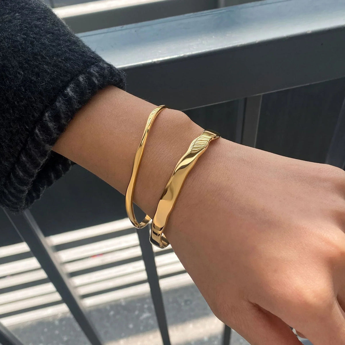 [GALE]Haisley Gold Bangle